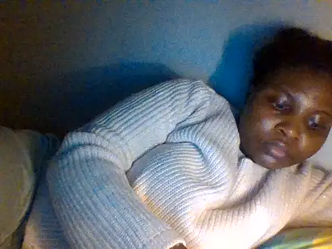 queenzuena online show from 06/25/26, 11:10