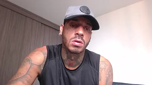 mulatos16 online show from 12/16/24, 08:58