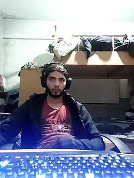 kleineid77 online show from 11/25/25, 04:18