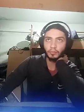 kleineid77 online show from 12/01/25, 08:32