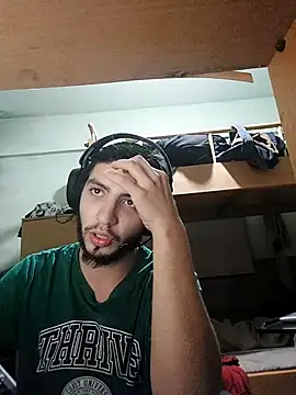 kleineid77 online show from 11/24/25, 10:32