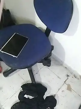 Snapshot of pikalindaxx chatting on 02/24/26, 10:43 pikalindaxx online show from 02/24/26, 10:43