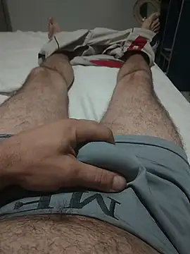 Snapshot of pikalindaxx chatting on 01/13/26, 04:11 pikalindaxx online show from 01/13/26, 04:11