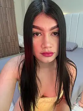 Snapshot of EmmaMartiinez chatting on 05/09/26, 10:24 EmmaMartiinez online show from 05/09/26, 10:24