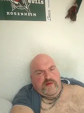 fickmonster2024 online show from 03/22/25, 09:13