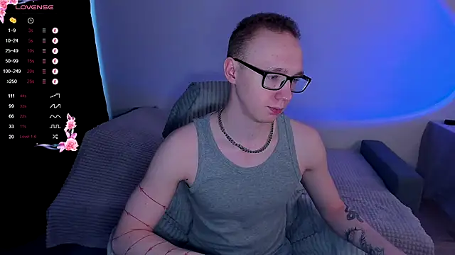 Alex silents online show from 10/25/25, 06:23