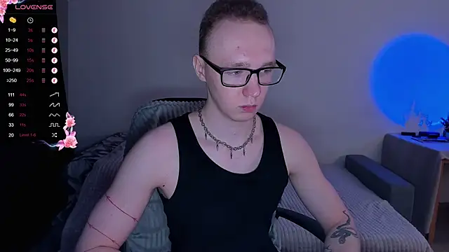 Alex silents online show from 11/19/25, 01:22