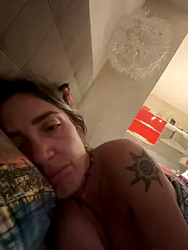 casalinga88 online show from 11/18/25, 06:39