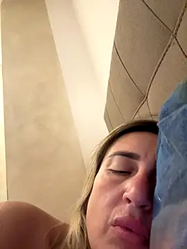 casalinga88 online show from 11/04/25, 03:10