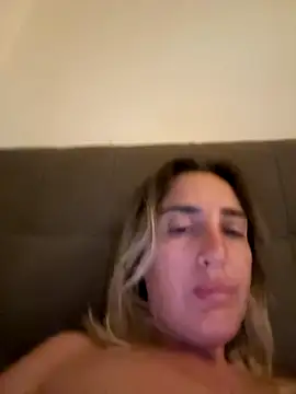 casalinga88 online show from 10/24/25, 05:39