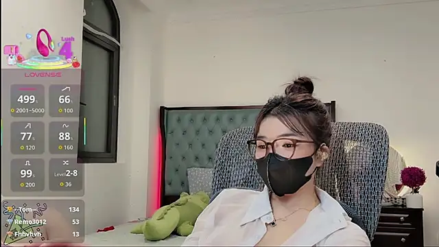 Berrysweet 68 online show from 11/13/25, 03:27