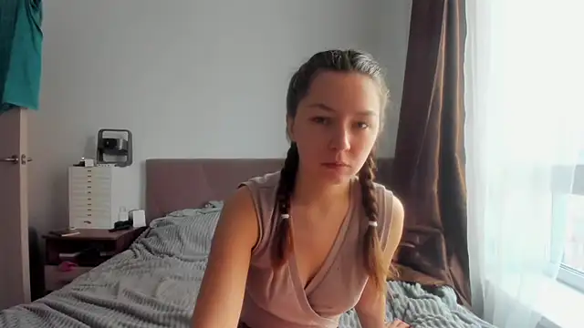 Adela Vetta online show from 11/15/25, 07:12