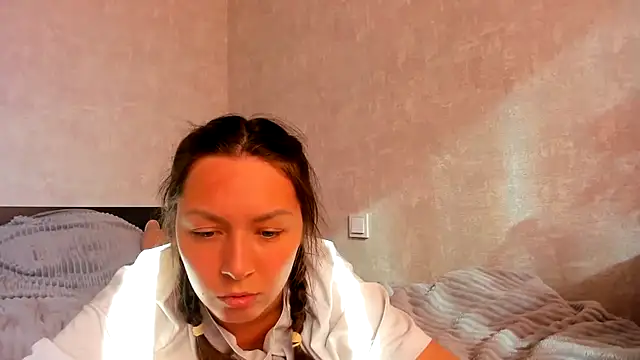 Snapshot of Adela_Vetta chatting on 03/18/25, 11:55 Adela Vetta online show from 03/18/25, 11:55