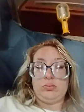 xWhoreAbleX Pika online show from 11/20/25, 06:08