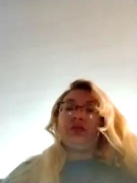 xWhoreAbleX Pika online show from 04/30/26, 02:02