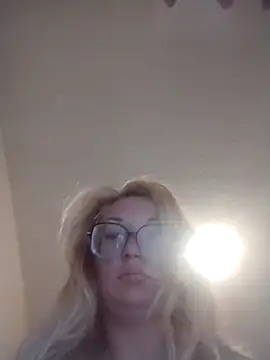 xWhoreAbleX Pika online show from 02/17/26, 02:36