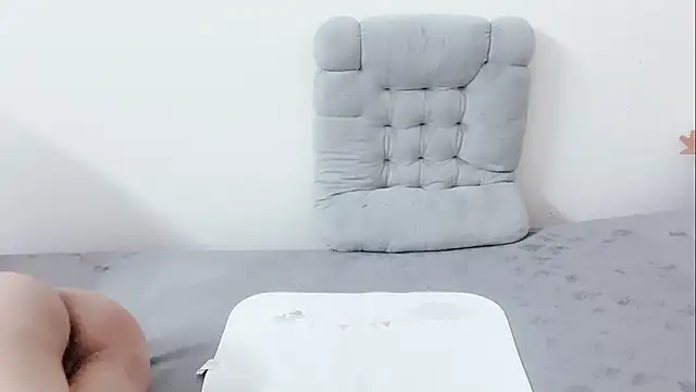 Snapshot of Sarah-ery chatting on 03/10/26, 01:31 Sarah-ery online show from 03/10/26, 01:31