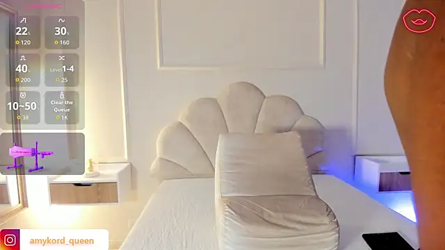 Snapshot of Amykord chatting on 11/20/25, 11:55 Amykord online show from 11/20/25, 11:55