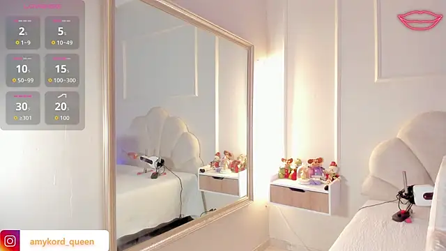 Snapshot of Amykord chatting on 12/05/25, 11:53 Amykord online show from 12/05/25, 11:53