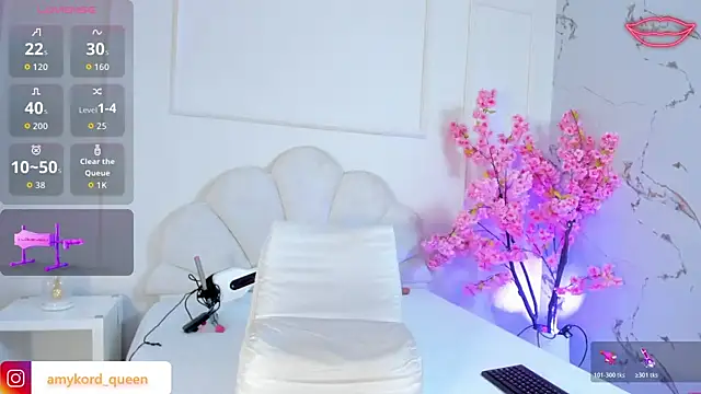 Snapshot of Amykord chatting on 10/26/25, 12:05 Amykord online show from 10/26/25, 12:05