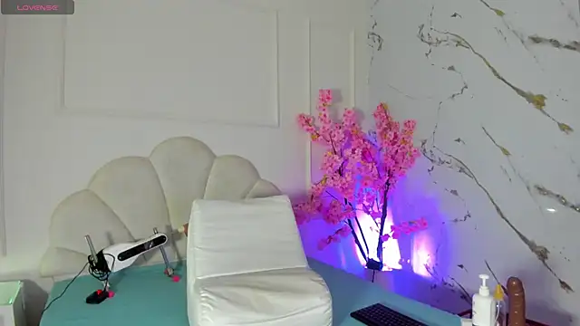 Snapshot of Amykord chatting on 10/09/25, 11:33 Amykord online show from 10/09/25, 11:33