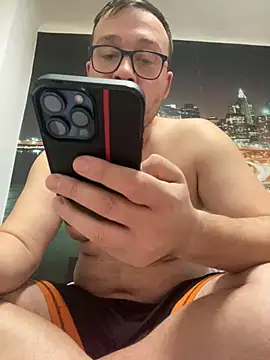 ionut9879 online show from 11/08/25, 10:52