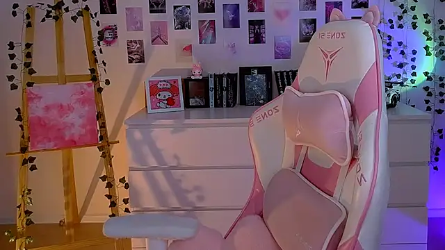 AliceCharmy online show from 01/31/25, 11:13