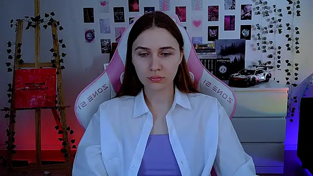 AliceCharmy online show from 10/12/25, 06:26