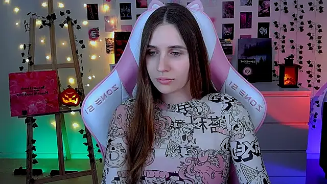 AliceCharmy online show from 10/24/25, 05:50