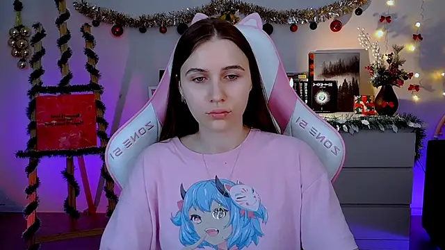 AliceCharmy online show from 12/05/25, 09:30