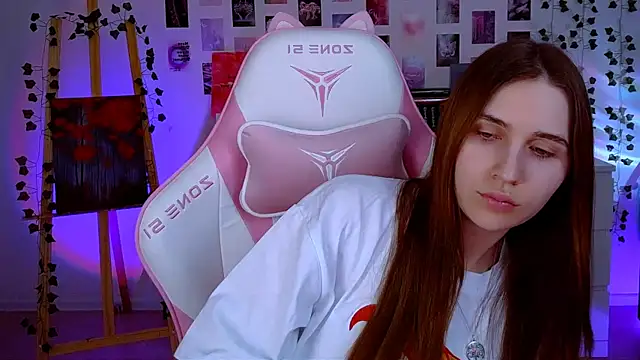 AliceCharmy online show from 02/27/25, 05:47