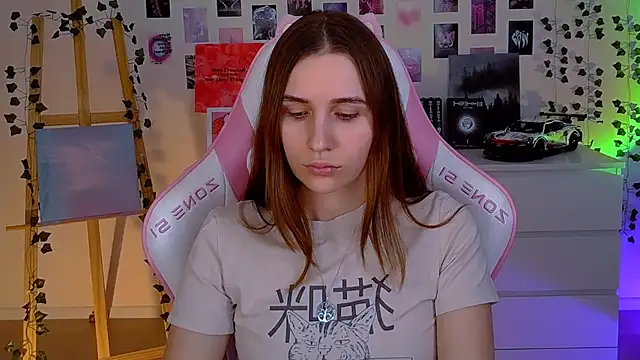 AliceCharmy online show from 02/14/25, 02:44