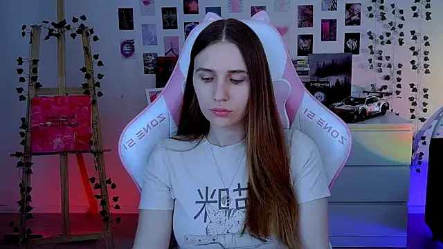 AliceCharmy online show from 10/19/25, 06:27