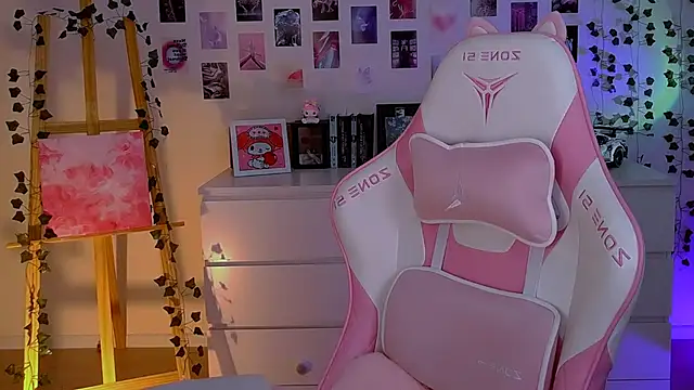 AliceCharmy online show from 02/03/25, 01:30