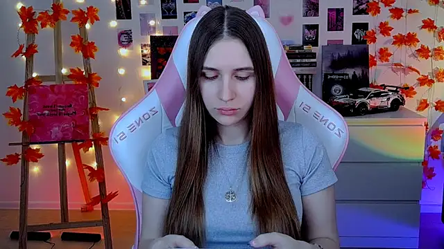 AliceCharmy online show from 11/03/25, 06:18