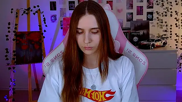 AliceCharmy online show from 03/16/25, 08:43