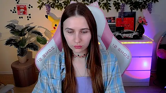 AliceCharmy online show from 05/05/26, 01:03
