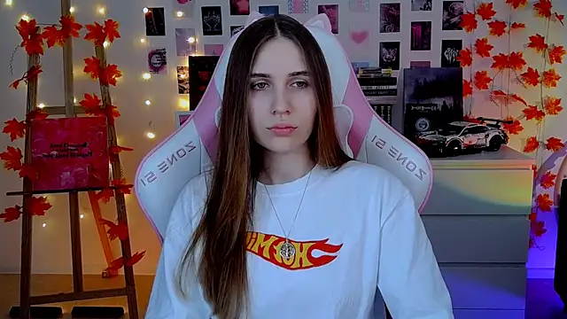 AliceCharmy online show from 11/07/25, 07:35