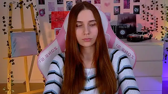 AliceCharmy online show from 02/12/25, 04:44