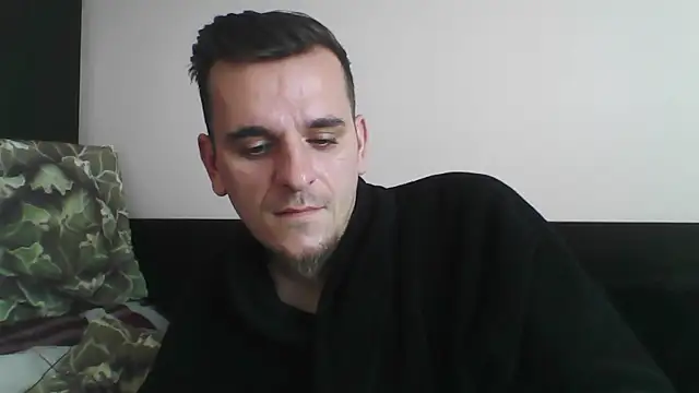 Snapshot of Huge_cock22cm chatting on 03/14/25, 11:34 Huge cock22cm online show from 03/14/25, 11:34