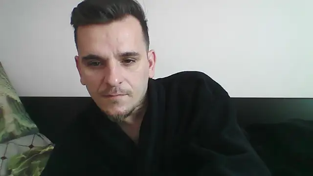 Snapshot of Huge_cock22cm chatting on 03/07/25, 10:24 Huge cock22cm online show from 03/07/25, 10:24