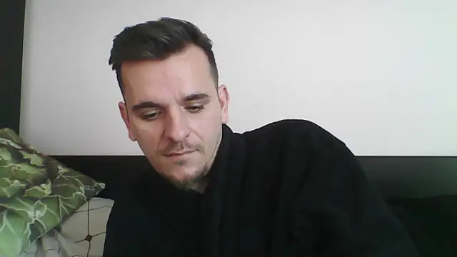 Snapshot of Huge_cock22cm chatting on 03/09/25, 07:45 Huge cock22cm online show from 03/09/25, 07:45