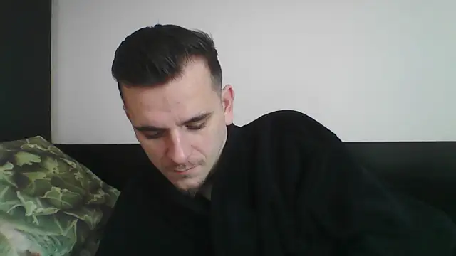 Snapshot of Huge_cock22cm chatting on 03/04/25, 06:47 Huge cock22cm online show from 03/04/25, 06:47