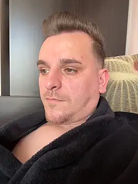 Huge cock22cm online show from 03/04/26, 12:02