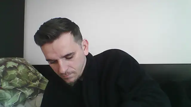 Snapshot of Huge_cock22cm chatting on 03/10/25, 06:49 Huge cock22cm online show from 03/10/25, 06:49