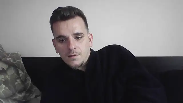 Snapshot of Huge_cock22cm chatting on 03/03/25, 01:34 Huge cock22cm online show from 03/03/25, 01:34