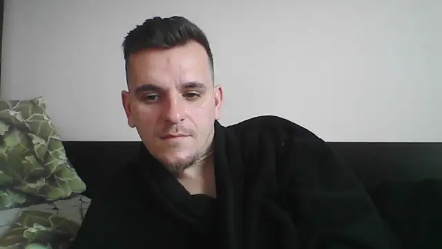 Snapshot of Huge_cock22cm chatting on 03/19/25, 10:00 Huge cock22cm online show from 03/19/25, 10:00