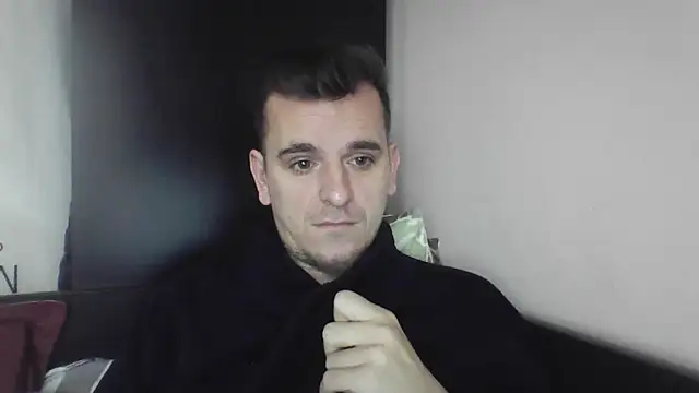 Snapshot of Huge_cock22cm chatting on 03/13/25, 06:26 Huge cock22cm online show from 03/13/25, 06:26