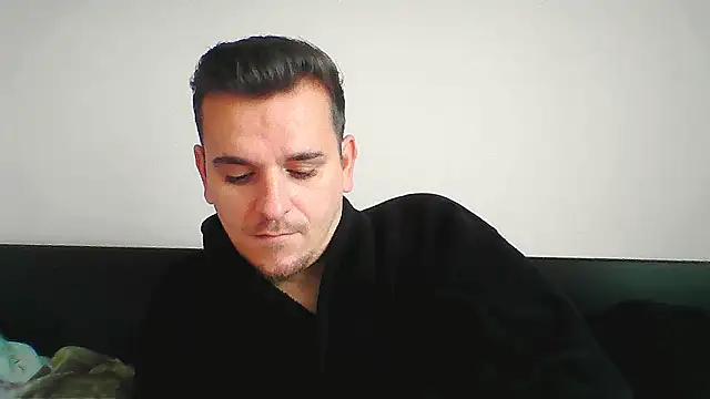 Snapshot of Huge_cock22cm chatting on 11/07/25, 08:19 Huge cock22cm online show from 11/07/25, 08:19