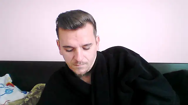 Snapshot of Huge_cock22cm chatting on 10/05/25, 08:27 Huge cock22cm online show from 10/05/25, 08:27